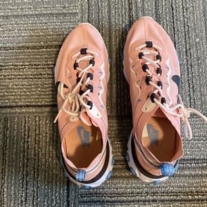 Nike React (Womens)